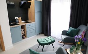 Flora Studio Apartments